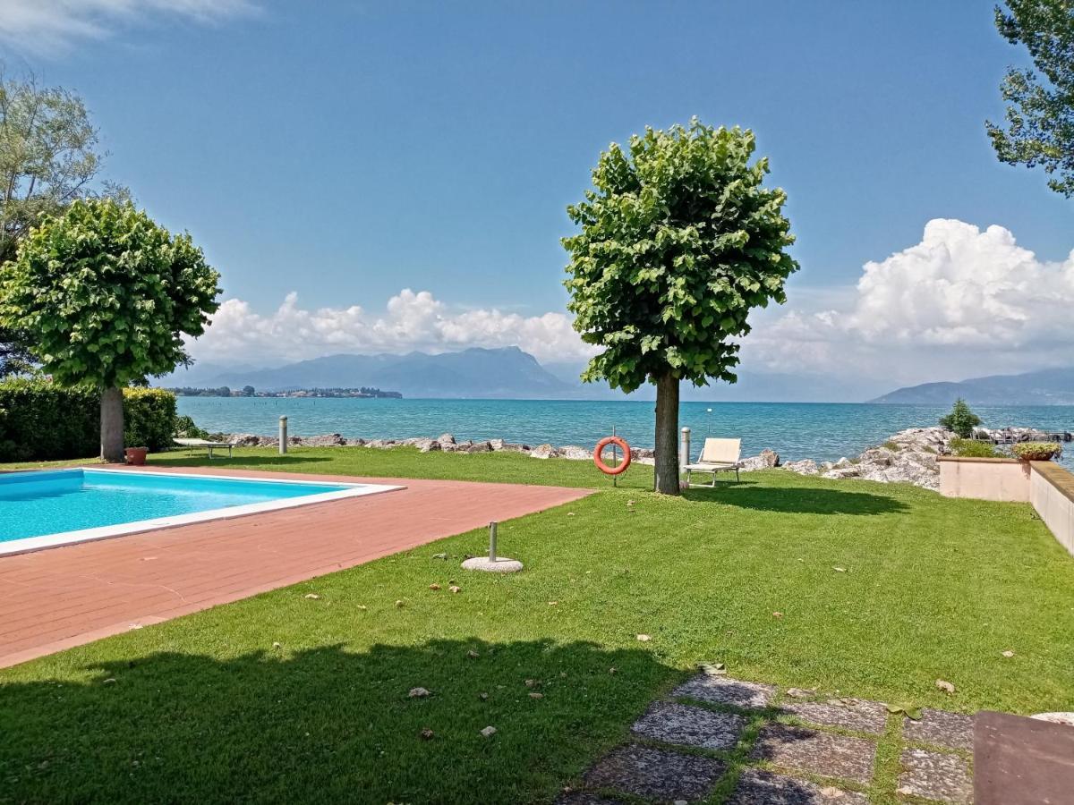 Casa Lugana 9 - Monolocale Con Piscina Fronte Lago Sirmione Exterior photo